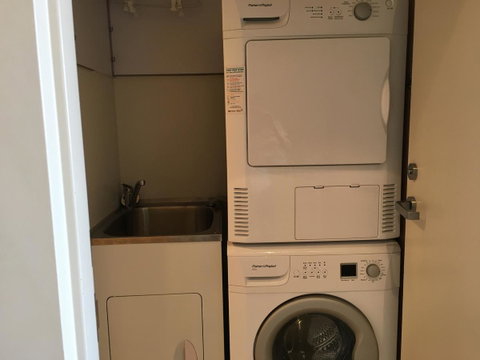Hobart Inner City Apartment - Geraldton Accommodation 12