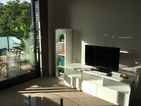 Hobart Inner City Apartment - Geraldton Accommodation 9