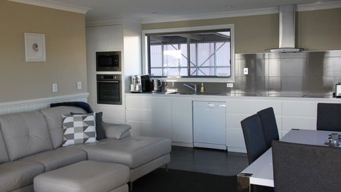 SEA EAGLE COTTAGE Amazing Views Of Bay Of Fires - Geraldton Accommodation 23