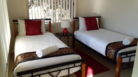 Pelican Point Sanctuary - Geraldton Accommodation 2