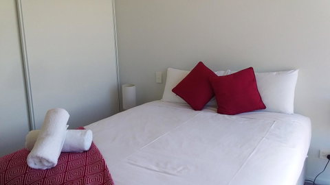 Pelican Point Sanctuary - Geraldton Accommodation 9
