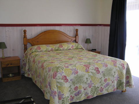 The Crays Accommodation - Geraldton Accommodation 28