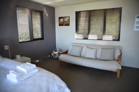 Studioat10 - Geraldton Accommodation 9