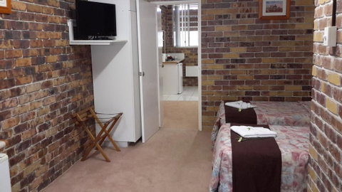 Nimbin Rocks Retreat - Geraldton Accommodation 1