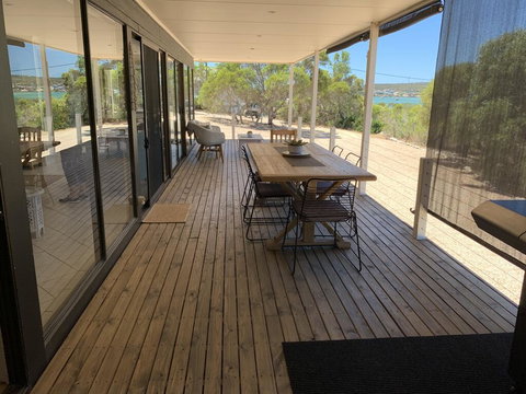 No. 10 Coffin Bay - Geraldton Accommodation 0