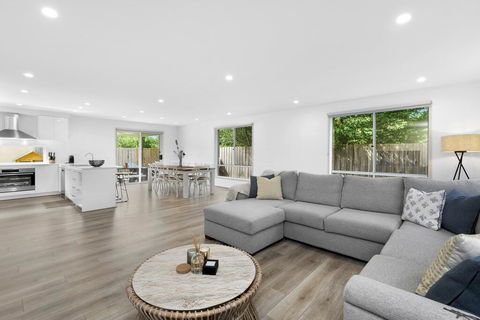 OCEAN BREEZE Family Home - Geraldton Accommodation 2