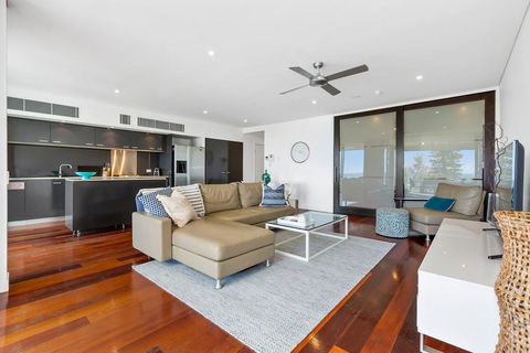 OCEAN VIEWS @ NOR NOR EAST 201 - Geraldton Accommodation 3