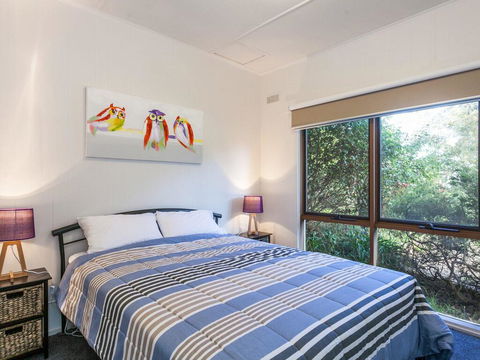 OCEANS 12 - ANGLESEA - Geraldton Accommodation 1