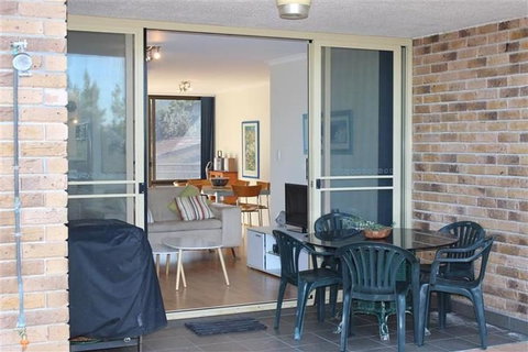 OCEANSIDE 5 - Geraldton Accommodation 1