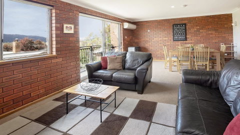 Ollies Place - Geraldton Accommodation 2