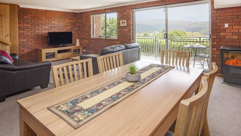 Ollies Place - Geraldton Accommodation 0