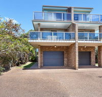 One Street from Main Beach - Geraldton Accommodation