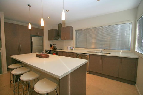 Opus 1/10 Poly Cow Lane - Geraldton Accommodation 3
