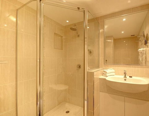 Pacific Surf Absolute Beachfront Apartments - Geraldton Accommodation 1