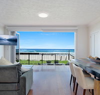 Palm Beach Beachfront Townhouse - Geraldton Accommodation