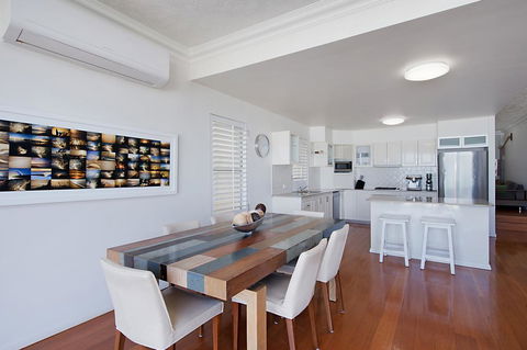 Palm Beach Beachfront Townhouse - Geraldton Accommodation 3