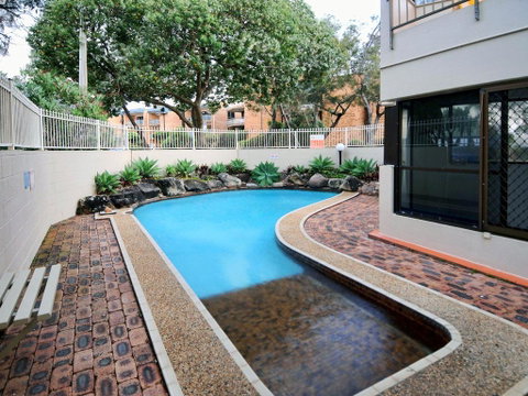 Parkyn Place 6 - 3 BDRM Oceanview Apt On Mooloolaba Spit - Geraldton Accommodation 1