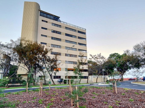 Parkyn Place 6 - 3 BDRM Oceanview Apt On Mooloolaba Spit - Geraldton Accommodation 3