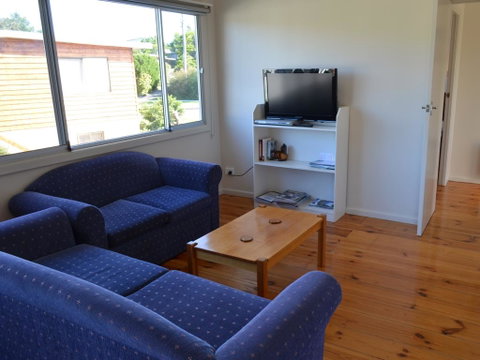 Pebble Shack - Geraldton Accommodation 3
