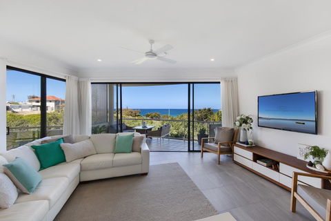 Penthouse Luxe, Sunrise Beach - Geraldton Accommodation 1