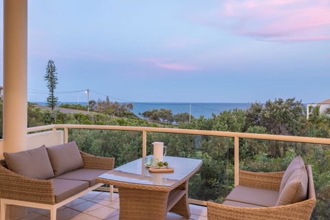 Penthouse Luxe, Sunrise Beach - Geraldton Accommodation 0