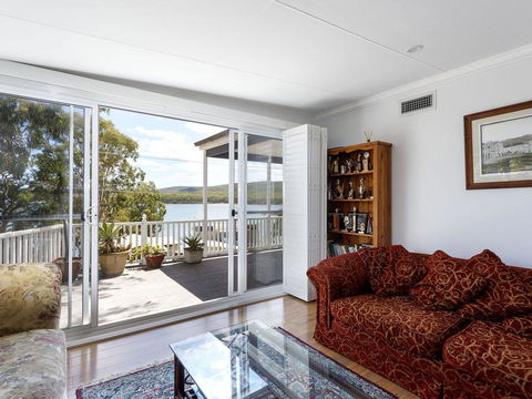 Perfect Seclusion - Top Level Only - Geraldton Accommodation 3