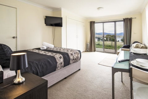 Poley Cow Studio - Geraldton Accommodation 0