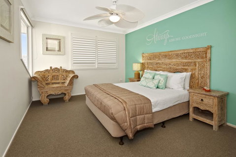 Portobello 8 Waters - Private Pool Luxury - Geraldton Accommodation 2