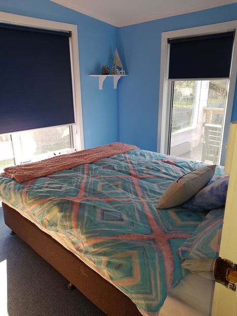 Poss' Place - Geraldton Accommodation 0