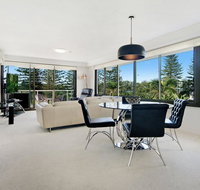 Private Apartment - Central Broadbeach - Geraldton Accommodation