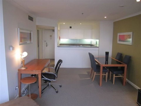 Quay West 2007 - Geraldton Accommodation 1