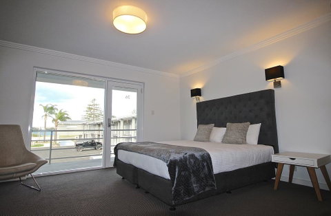 Quays Hotel - Geraldton Accommodation 1
