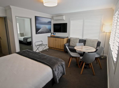 Quays Hotel - Geraldton Accommodation 2