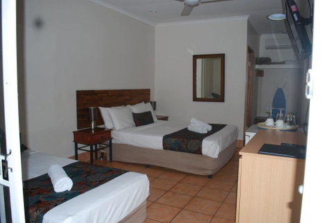 Rainforest Motel - Geraldton Accommodation 1