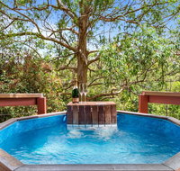 Ravensbourne Escape-Tree Tops - Geraldton Accommodation