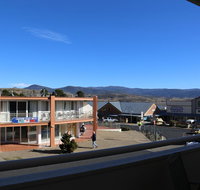Razorback 8 - Geraldton Accommodation