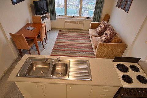 Razorback 9 - Geraldton Accommodation 2
