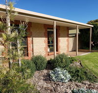 Relax on Ryan  Robe - Geraldton Accommodation