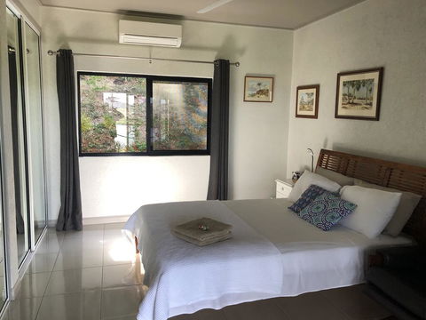 Riva-La-Vista-Cooktown - Geraldton Accommodation 2