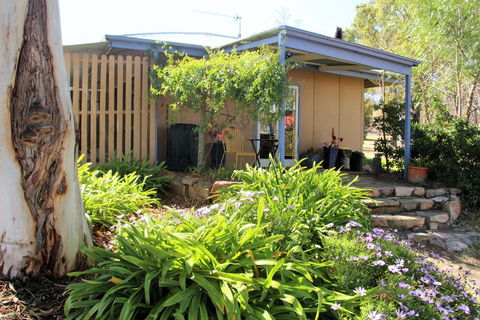 Rose Cottage - Geraldton Accommodation 1