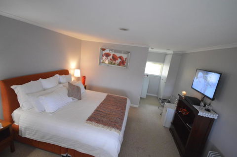Sancerre Estate - Geraldton Accommodation 2
