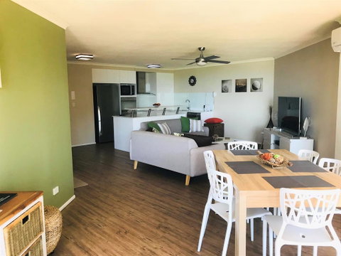 Sanctuary Beach Resort - Geraldton Accommodation 3
