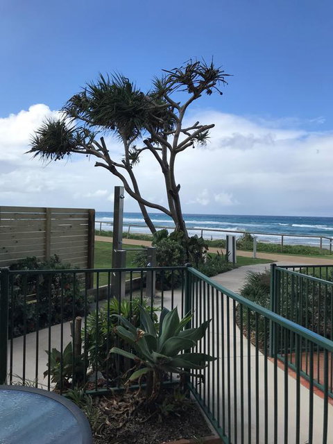 Sanctuary Beach Resort - Geraldton Accommodation 2
