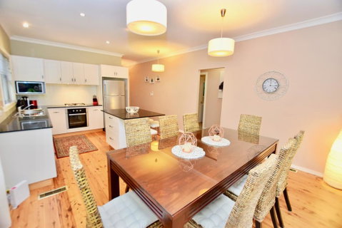 Scenic Cottage Of Katoomba - Geraldton Accommodation 2