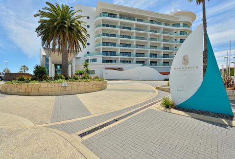 Sea Side 110 - Geraldton Accommodation 0