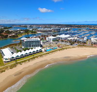 Sea Side Villa 3.2 - Geraldton Accommodation