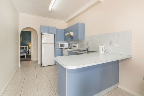 Sea Spray Apartments, Unit 4 - Geraldton Accommodation 2