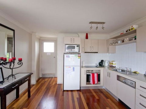 Seaspray 8 - Geraldton Accommodation 3