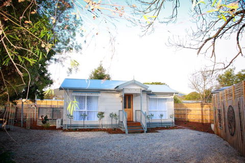 Secret Cottage - Geraldton Accommodation 3