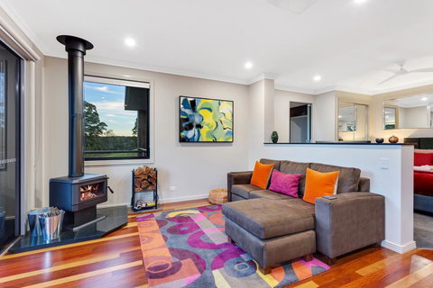 Serenity At Ravensbourne Escape - Geraldton Accommodation 3